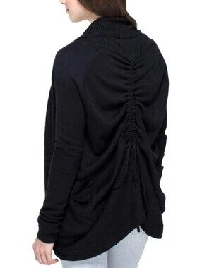 Lululemon Transformation Wrap